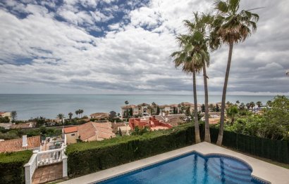 Reventa - House - Detached Villa - Estepona - Estepona Centro
