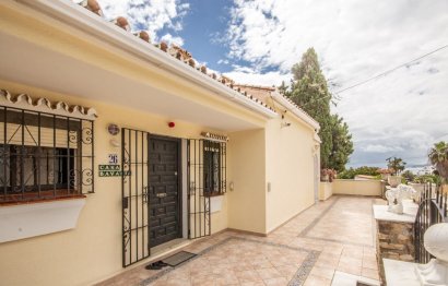 Reventa - House - Detached Villa - Estepona - Estepona Centro