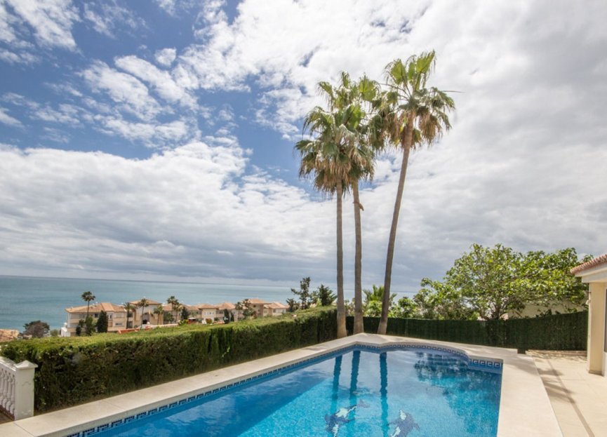 Reventa - House - Detached Villa - Estepona - Estepona Centro