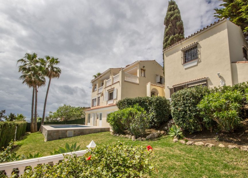 Reventa - House - Detached Villa - Estepona - Estepona Centro