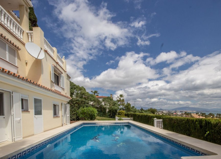 Reventa - House - Detached Villa - Estepona - Estepona Centro