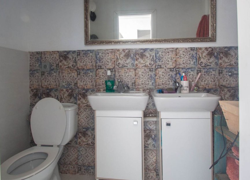 Resale - House - Detached Villa - Estepona - Estepona Centro