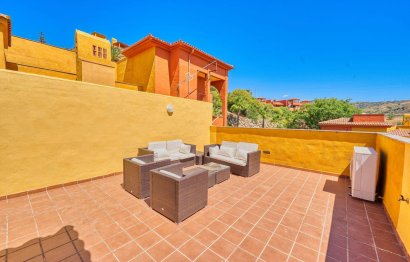 Resale - Apartment - Penthouse - Marbella - Elviria