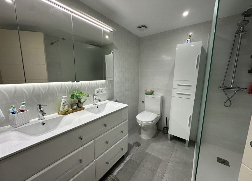 Resale - Apartment - Middle Floor Apartment - Casares - Casares Centro