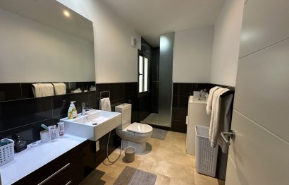 Resale - Apartment - Middle Floor Apartment - Casares - Casares Centro