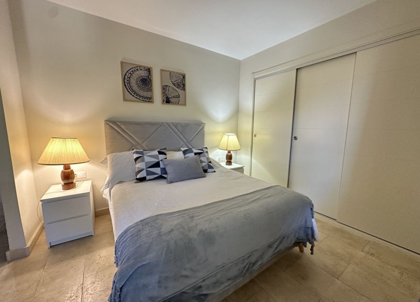 Resale - Apartment - Middle Floor Apartment - Casares - Casares Centro