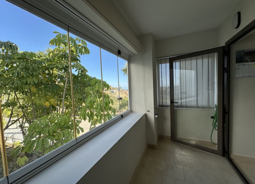 Resale - Apartment - Middle Floor Apartment - Casares - Casares Centro