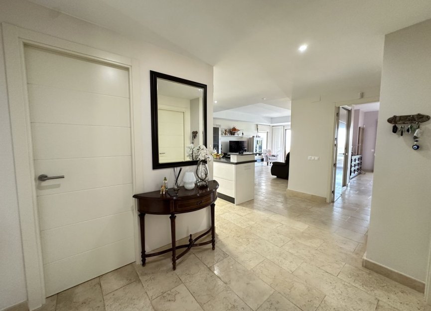 Resale - Apartment - Middle Floor Apartment - Casares - Casares Centro