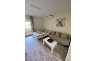 Resale - Apartment - Middle Floor Apartment - Benalmádena - Benalmadena Costa