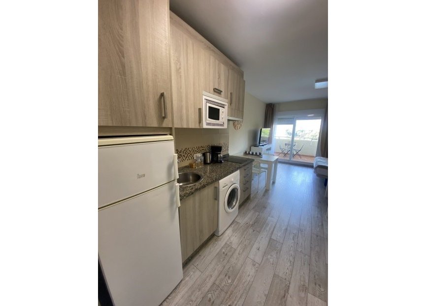 Resale - Apartment - Middle Floor Apartment - Benalmádena - Benalmadena Costa