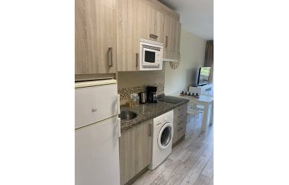 Resale - Apartment - Middle Floor Apartment - Benalmádena - Benalmadena Costa