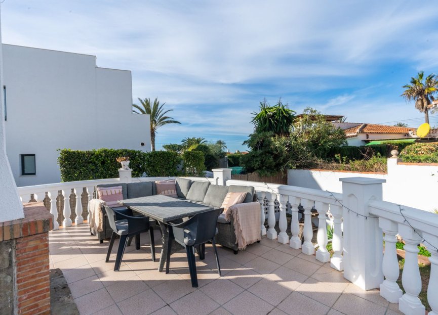 Resale - House - Detached Villa - Marbella - Marbesa