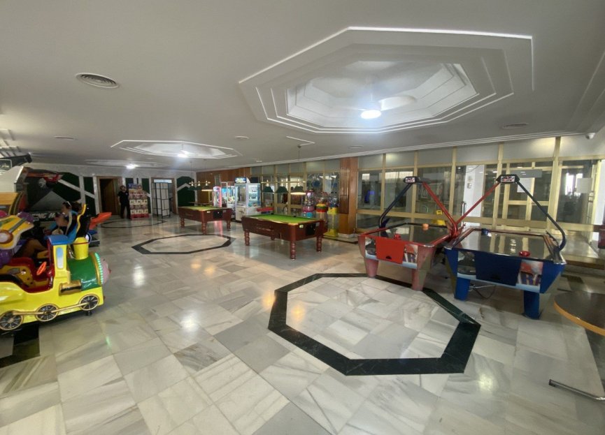 Resale - Apartment - Middle Floor Apartment - Benalmádena - Benalmadena Costa