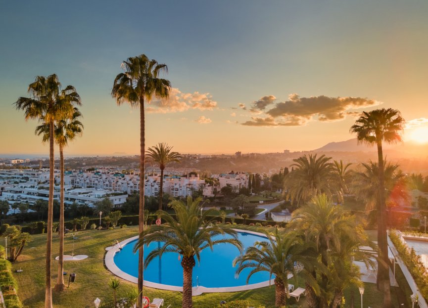 Resale - Apartment - Middle Floor Apartment - Marbella - The Golden Mile