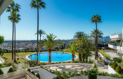 Resale - Apartment - Middle Floor Apartment - Marbella - The Golden Mile