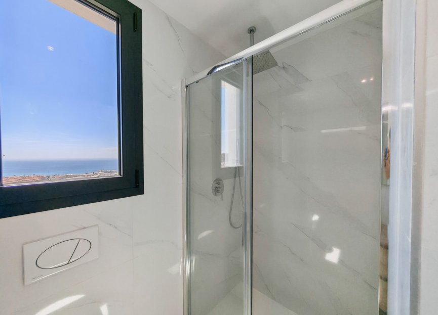 Resale - Apartment - Middle Floor Apartment - Fuengirola - Fuengirola Centro