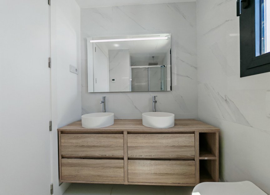 Resale - Apartment - Middle Floor Apartment - Fuengirola - Fuengirola Centro