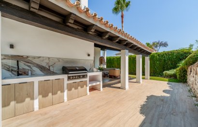 Resale - House - Detached Villa - Marbella - Nueva Andalucia