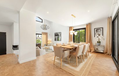 Resale - House - Detached Villa - Marbella - Nueva Andalucia