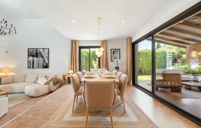 Resale - House - Detached Villa - Marbella - Nueva Andalucia