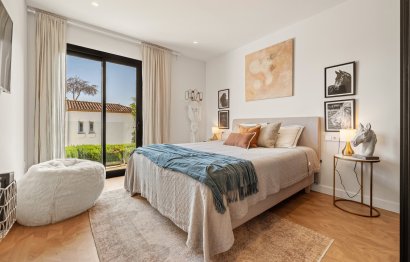 Resale - House - Detached Villa - Marbella - Nueva Andalucia