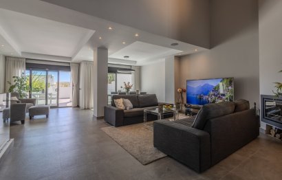 Resale - House - Townhouse - Marbella - Nueva Andalucia