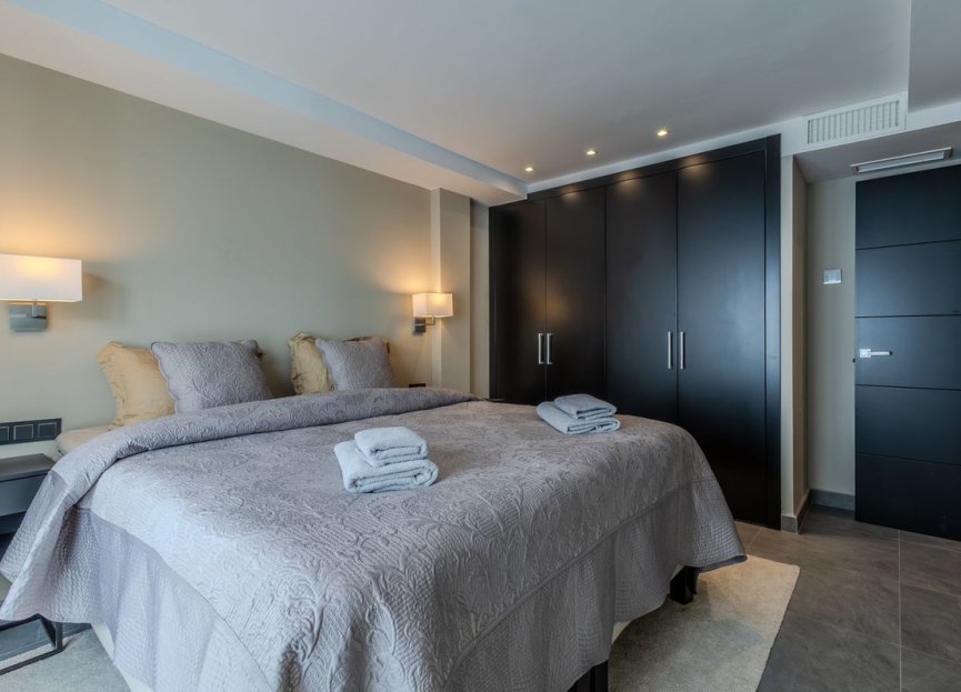 Resale - House - Townhouse - Marbella - Nueva Andalucia