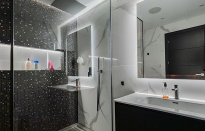 Resale - House - Townhouse - Marbella - Nueva Andalucia