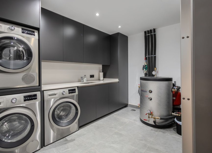 Resale - House - Townhouse - Marbella - Nueva Andalucia