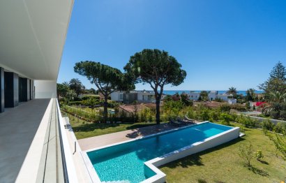 Resale - House - Detached Villa - Marbella - Marbesa