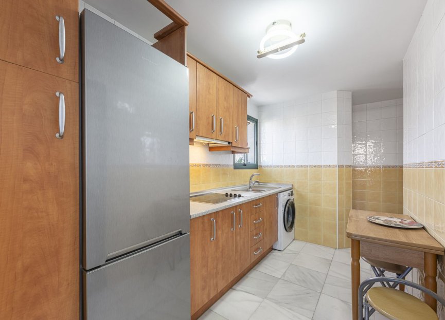 Resale - Apartment - Middle Floor Apartment - Fuengirola - Fuengirola Centro