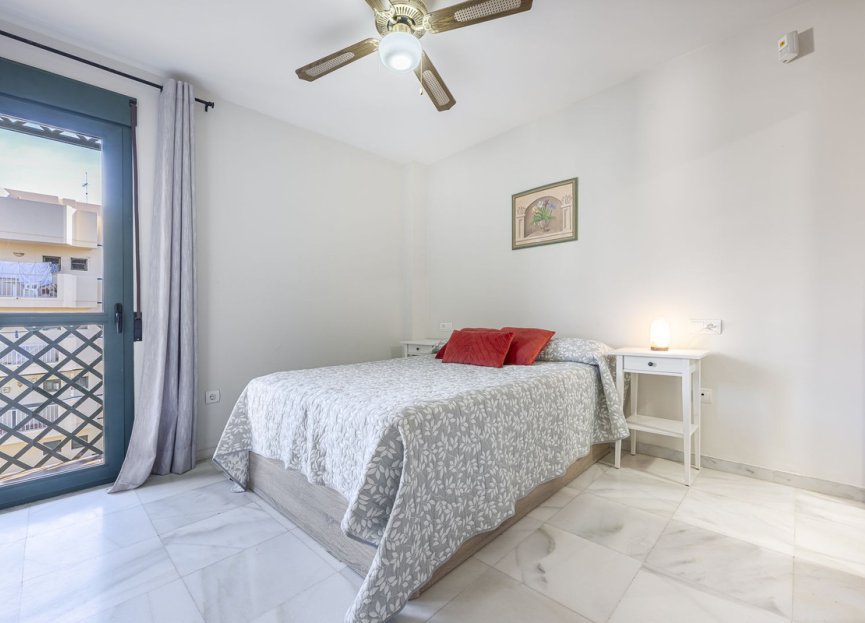 Resale - Apartment - Middle Floor Apartment - Fuengirola - Fuengirola Centro
