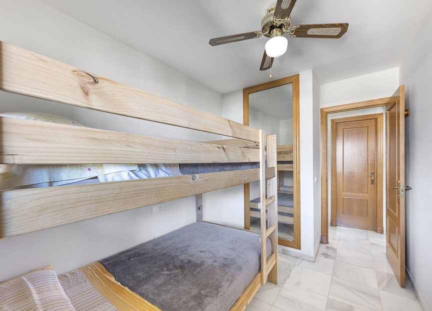 Resale - Apartment - Middle Floor Apartment - Fuengirola - Fuengirola Centro