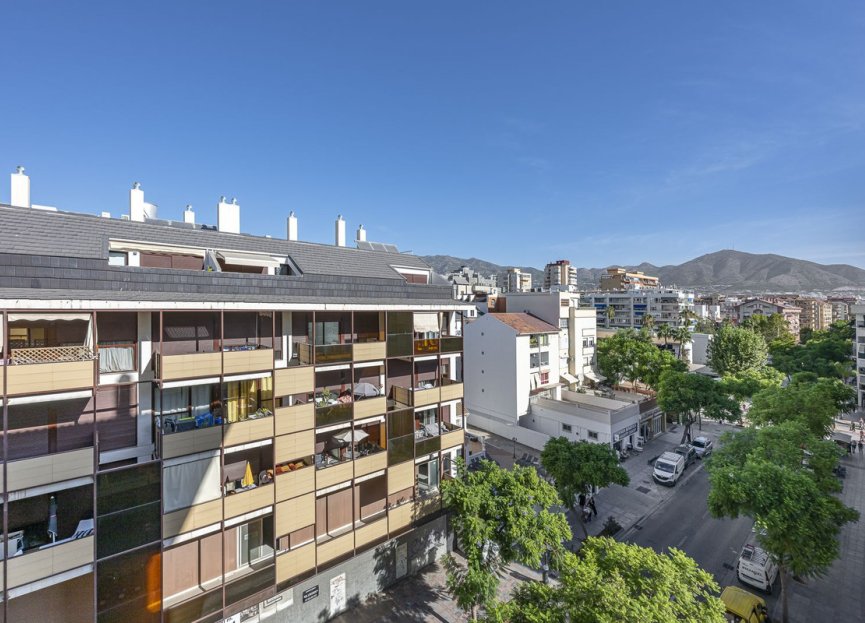 Resale - Apartment - Middle Floor Apartment - Fuengirola - Fuengirola Centro