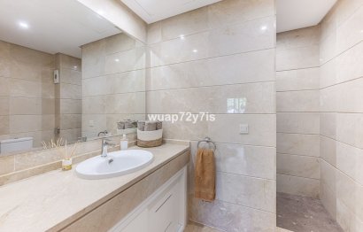 Resale - Ground floor apartment - Estepona - Estepona Centro