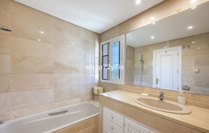 Resale - Ground floor apartment - Estepona - Estepona Centro