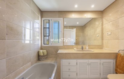 Resale - Ground floor apartment - Estepona - Estepona Centro