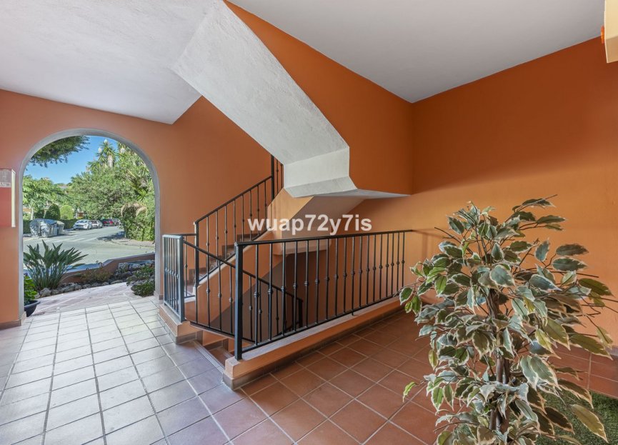Resale - Ground floor apartment - Estepona - Estepona Centro