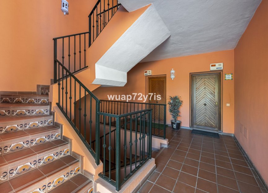 Resale - Ground floor apartment - Estepona - Estepona Centro