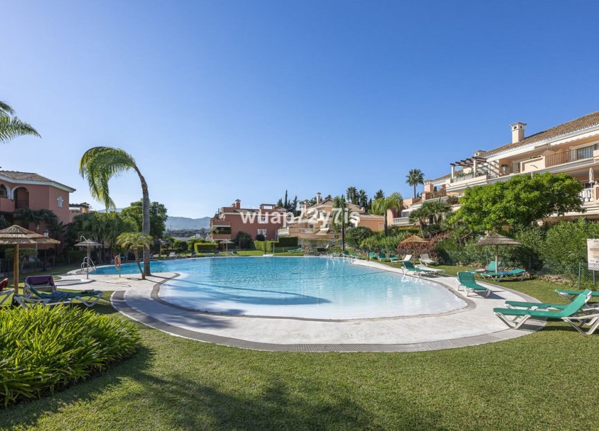 Resale - Ground floor apartment - Estepona - Estepona Centro