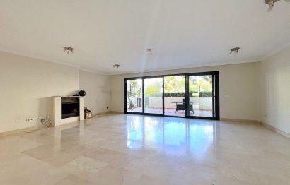 Reventa - House - Townhouse - Estepona - Benamara