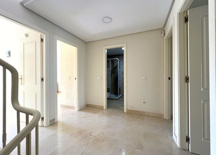 Reventa - House - Townhouse - Estepona - Benamara