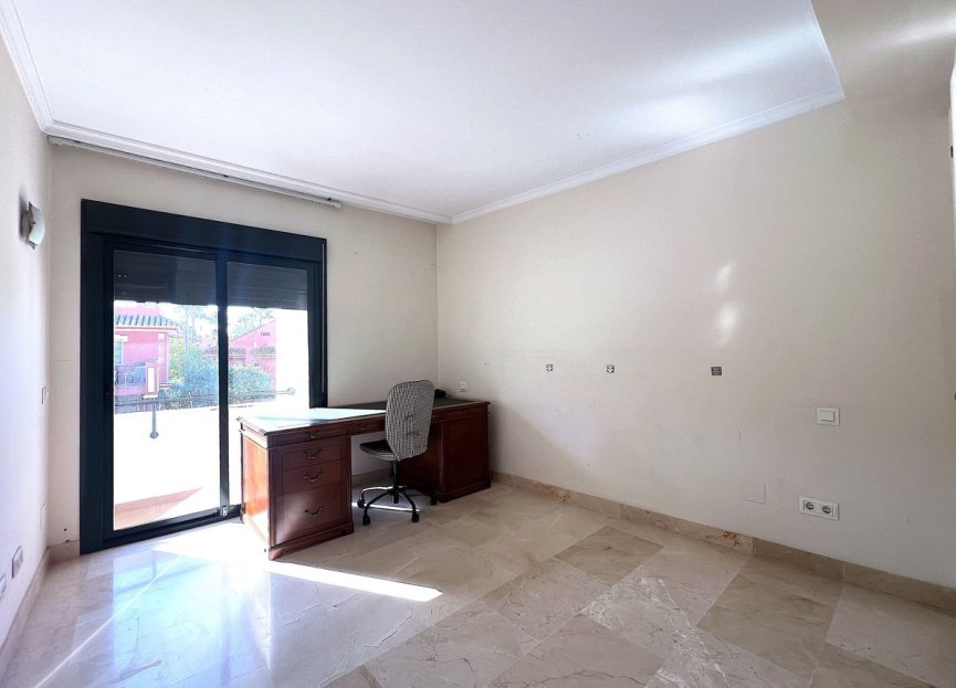 Reventa - House - Townhouse - Estepona - Benamara