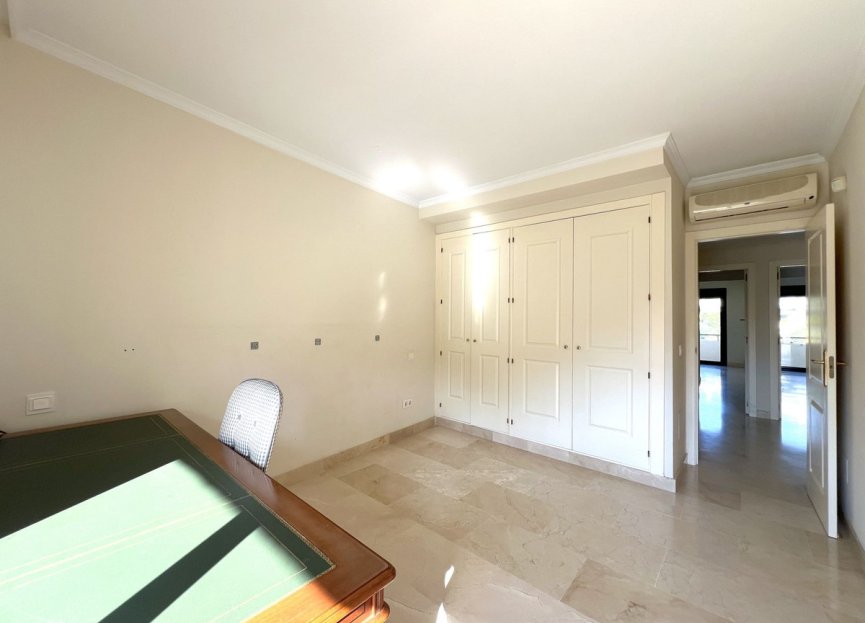 Reventa - House - Townhouse - Estepona - Benamara