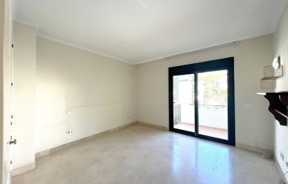 Reventa - House - Townhouse - Estepona - Benamara