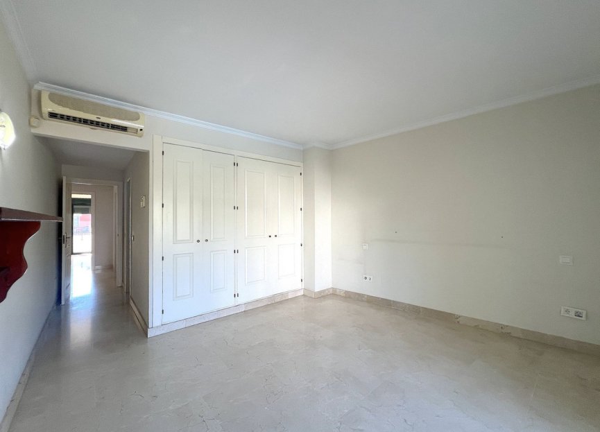 Reventa - House - Townhouse - Estepona - Benamara