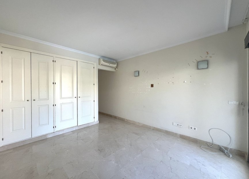 Reventa - House - Townhouse - Estepona - Benamara