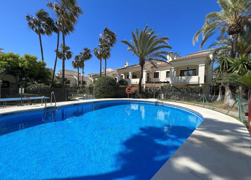 Reventa - House - Townhouse - Estepona - Benamara