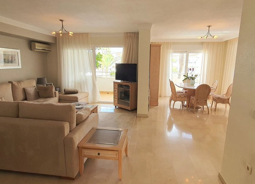 Resale - Apartment - Penthouse - Marbella - Marbesa