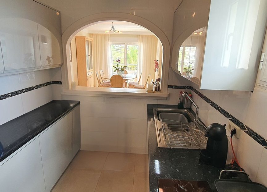 Resale - Apartment - Penthouse - Marbella - Marbesa